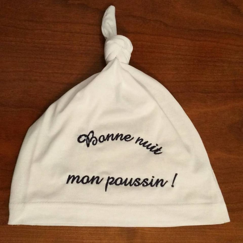 Idées cadeaux : le bonnet de nuit humoristique personnalisé - Coussin  mariage